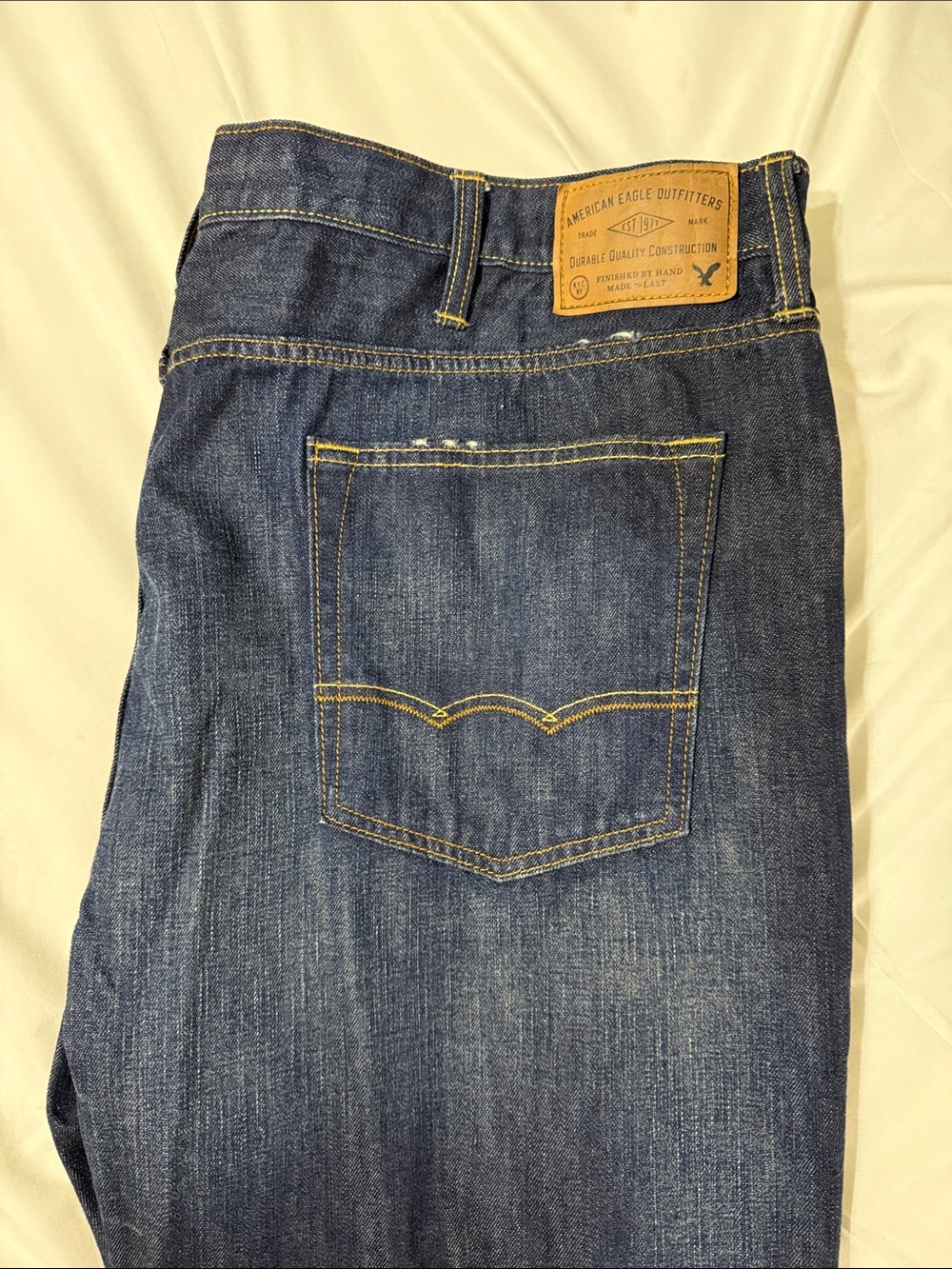 Men American Eagle Outfitters Straight Leg Jeans in Blue